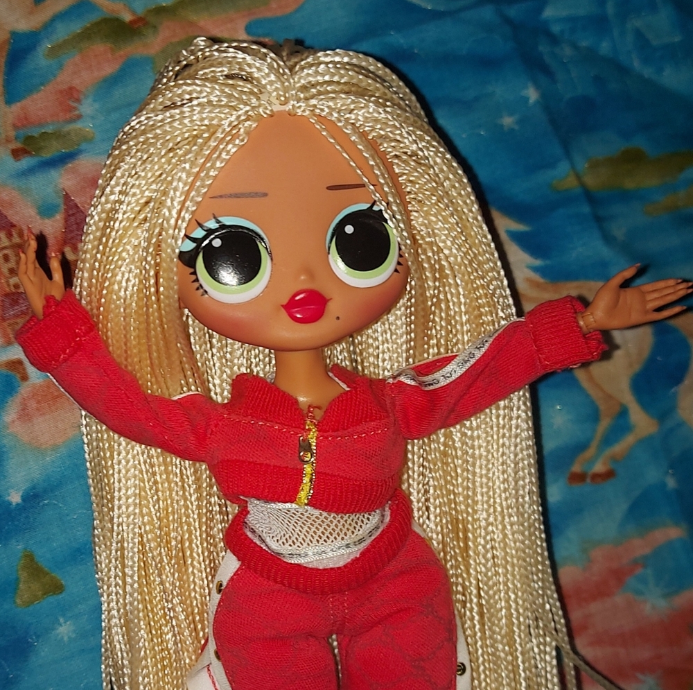 L.O.L. Surprise! O.M.G. Swag Fashion Doll 2019 Braided hair MGA Streetwear